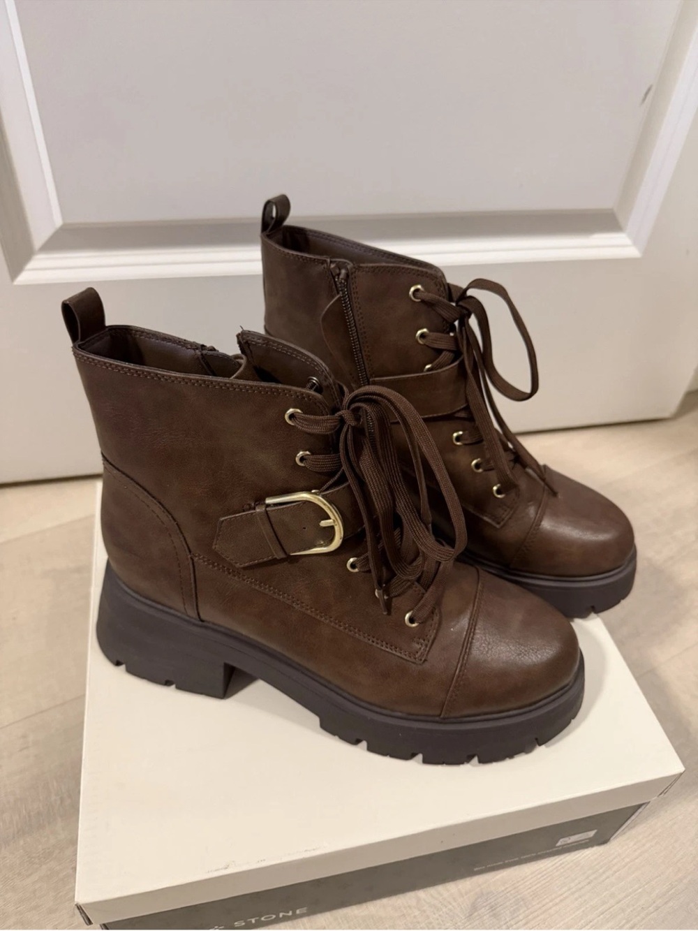 Women's Brown Lace-Up Buckle Combat Boots size 9.5